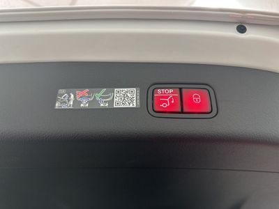 2026 Mercedes-Benz GLC — photo 26 view