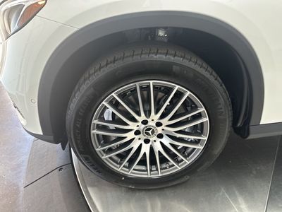 2026 Mercedes-Benz GLC — photo 32 view