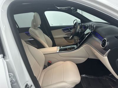 2026 Mercedes-Benz GLC — photo 28 view