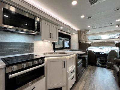 2025 Jayco Redhawk - Photo 5