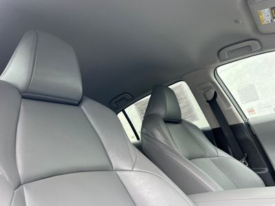 2023 Toyota Venza - Photo 18