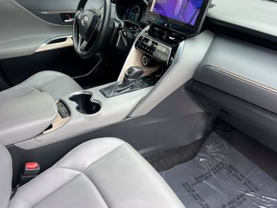 2023 Toyota Venza - Photo 17