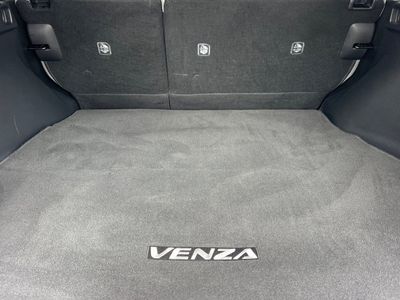 2023 Toyota Venza - Photo 16