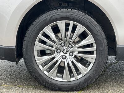 2023 Toyota Venza - Photo 31