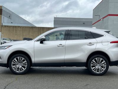 2023 Toyota Venza - Photo 9
