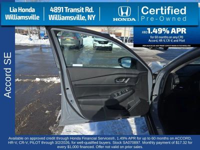 2025 Honda Accord Sedan SE CVT — photo 12 view