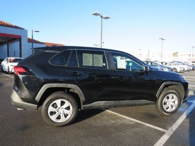 2024 Toyota RAV4 - Photo 13