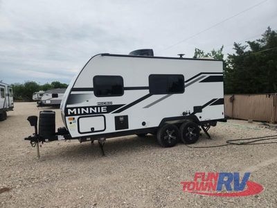 2024 Winnebago Micro Minnie - Photo 3