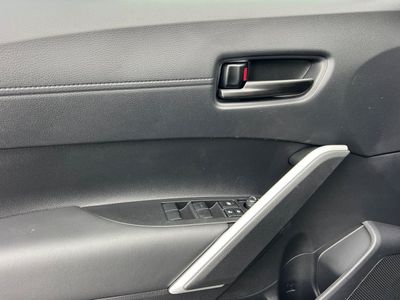 2026 Toyota Corolla Cross - Photo 12