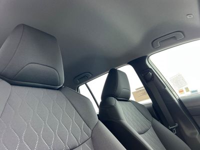 2026 Toyota Corolla Cross - Photo 17