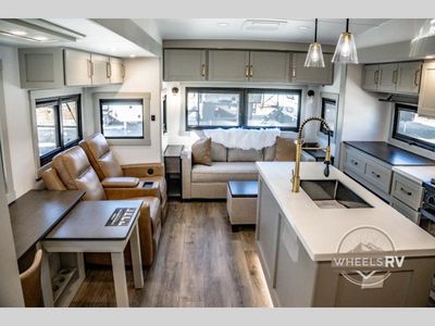 2026 Brinkley Model Z - Photo 14