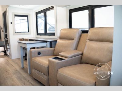 2026 Brinkley Model Z - Photo 21
