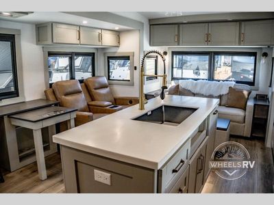 2026 Brinkley Model Z - Photo 15