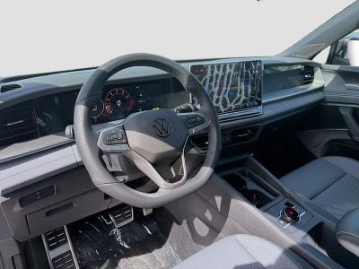 2026 Volkswagen Tiguan — photo 9 view