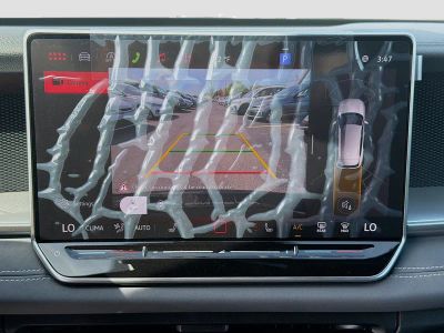 2026 Volkswagen Tiguan — photo 13 view