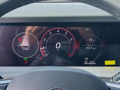 2026 Volkswagen Tiguan — photo 11 view