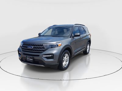 2023 Ford Explorer - Photo 3