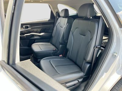 2022 Kia Sorento - Photo 25