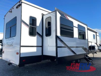 2024 Forest River RV Cardinal - Photo 4