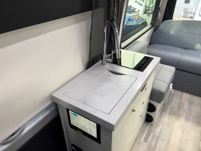 2024 Pleasure Way ASCENT - Photo 11