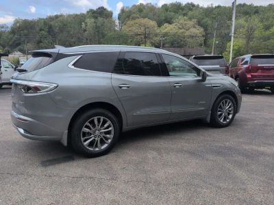 2024 Buick Enclave — detail view