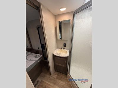 2019 Dutchmen RV Aspen Trail - Photo 17