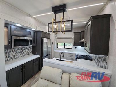 2025 Redwood RV Redwood - Photo 23