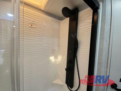 2025 Redwood RV Redwood - Photo 46