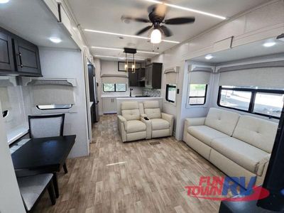2025 Redwood RV Redwood - Photo 22