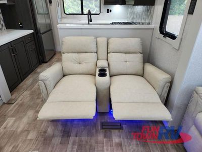 2025 Redwood RV Redwood - Photo 35