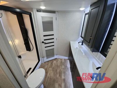 2025 Redwood RV Redwood - Photo 42