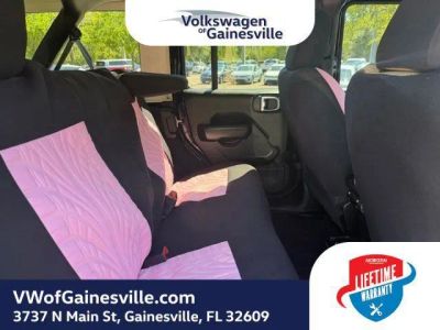 2019 Jeep Wrangler — photo 8 view