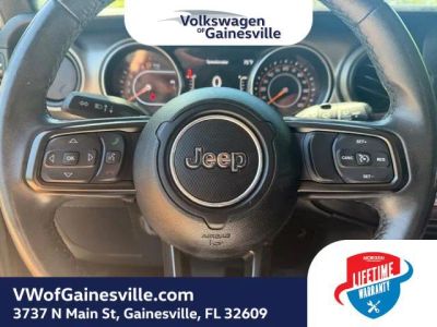 2019 Jeep Wrangler — photo 21 view