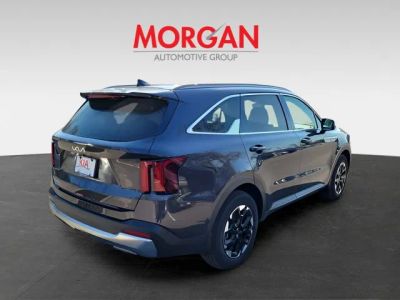 2025 Kia Sorento — side profile view
