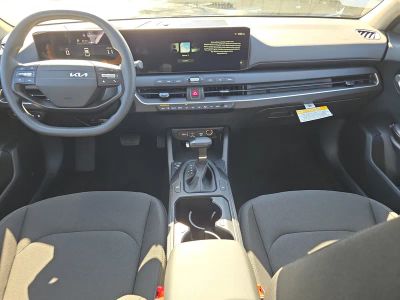 2026 Kia K4 — photo 12 view