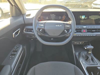 2026 Kia K4 — photo 13 view
