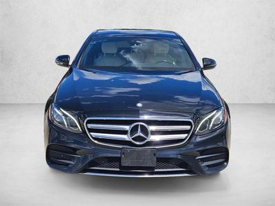 2017 Mercedes-Benz E-Class - Photo 2