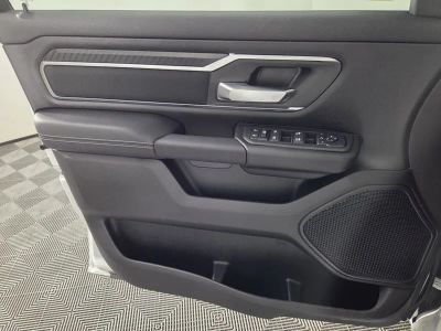 2026 Ram 1500 — photo 16 view