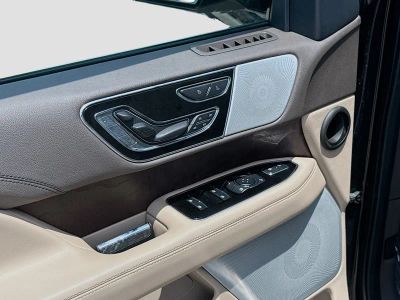 2023 Lincoln Navigator L — photo 23 view