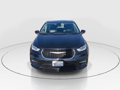 2023 Chrysler Pacifica — side profile view