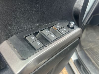 2023 Toyota Tacoma - Photo 8