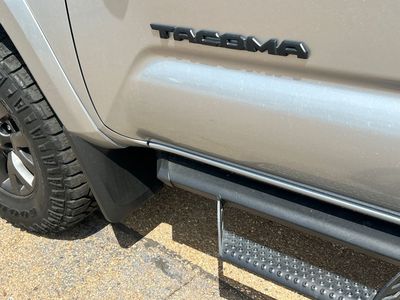 2023 Toyota Tacoma - Photo 35