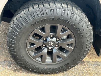 2023 Toyota Tacoma - Photo 25