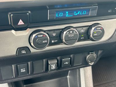 2023 Toyota Tacoma - Photo 13
