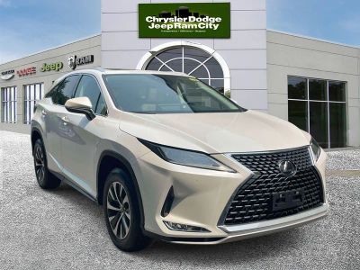 2022 Lexus RX 350 — interior view