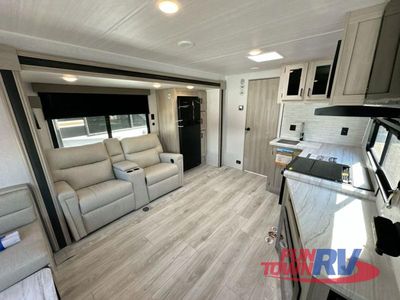 2025 EAST TO WEST Della Terra - Photo 15