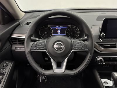 2025 Nissan Altima - Photo 23