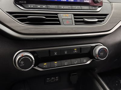 2025 Nissan Altima - Photo 15