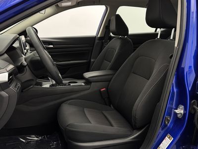 2025 Nissan Altima - Photo 13