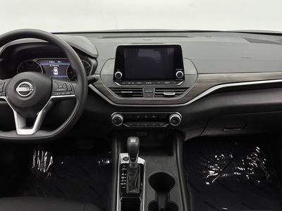 2025 Nissan Altima - Photo 25